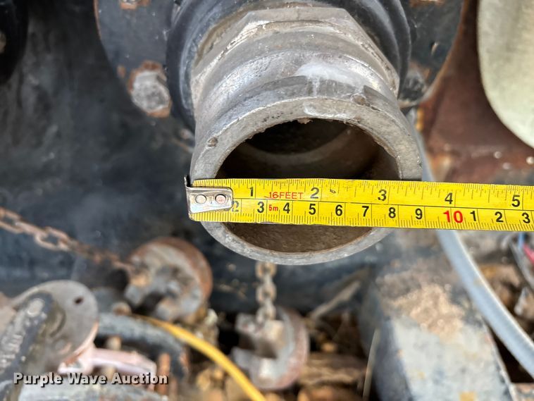 image for item DK0128 Frac tank trailer