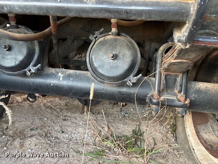 image for item DK0128 Frac tank trailer