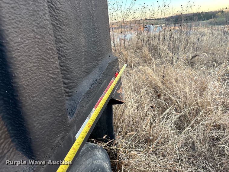 image for item DK0128 Frac tank trailer