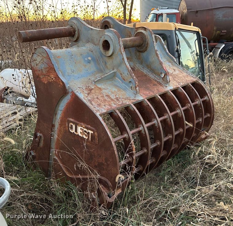 image for item DK0129 Quest rock bucket