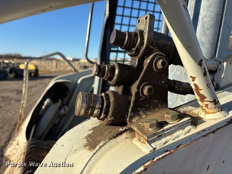 image for item DK0131 2007 Takeuchi TL140 tracked skid steer loader