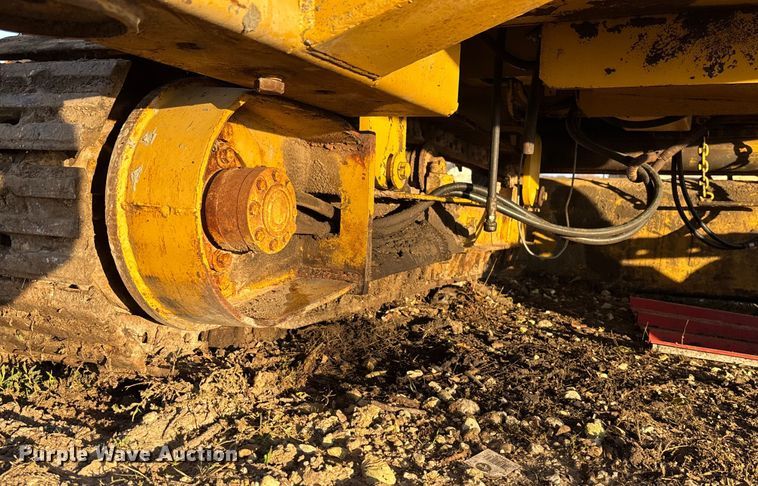 image for item DK0151 1986 Gomaco Commander II GT6200 slip form paver