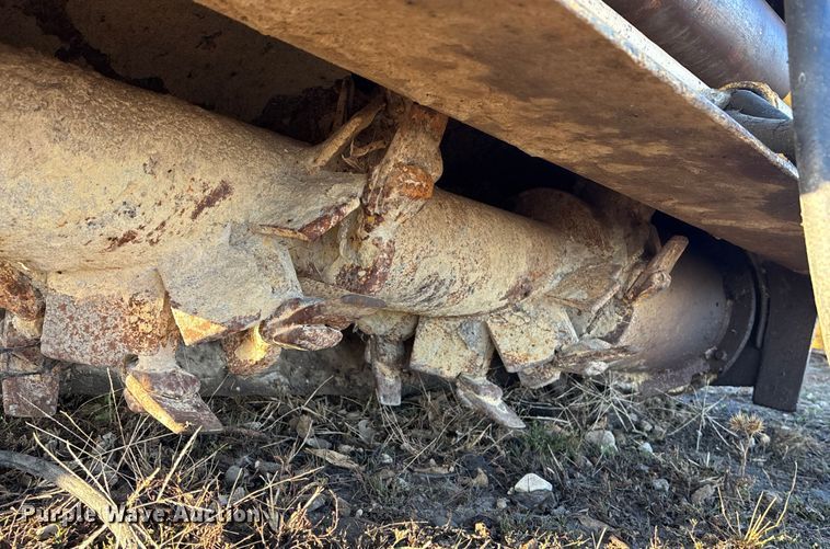 image for item DK0151 1986 Gomaco Commander II GT6200 slip form paver