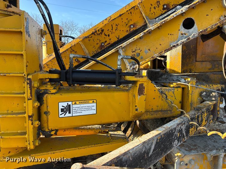 image for item DK0152 1988 Gomaco GT3300 slip form paver