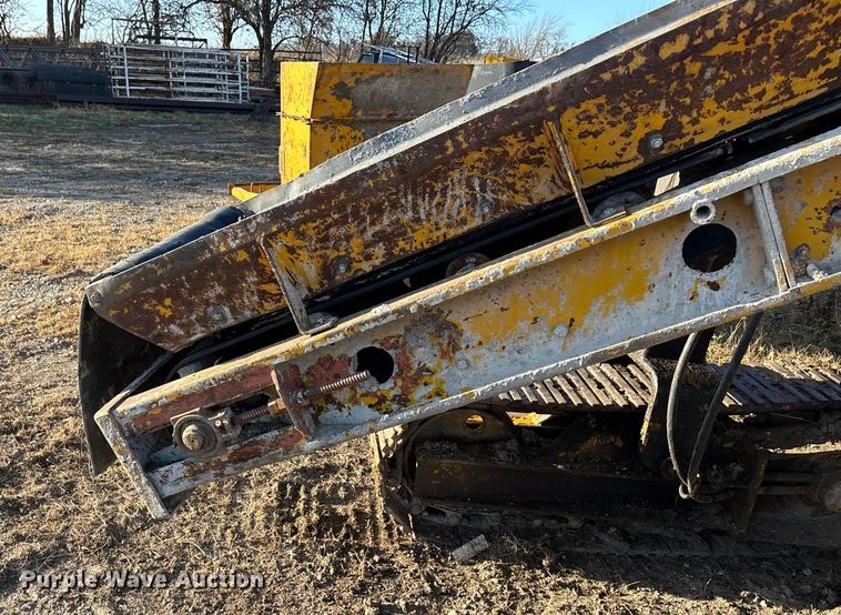 image for item DK0152 1988 Gomaco GT3300 slip form paver