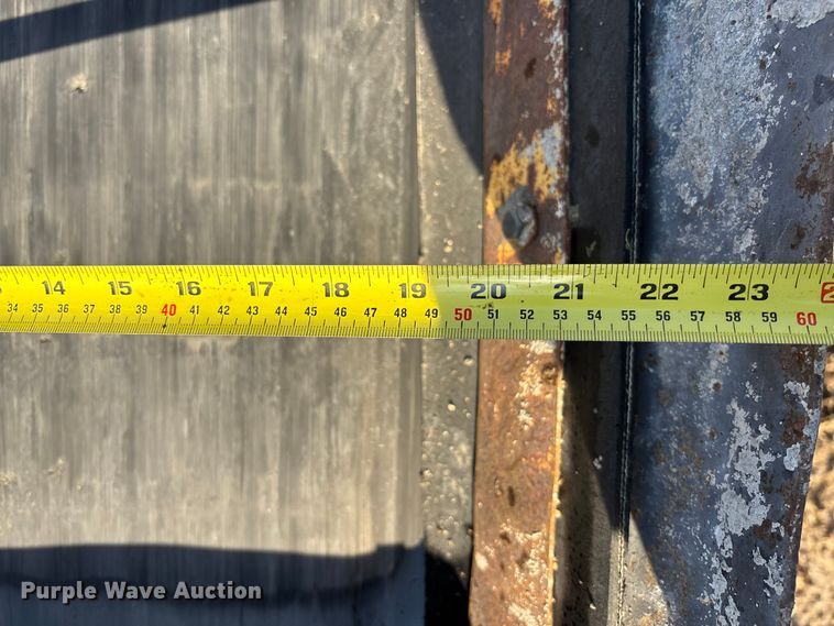 image for item DK0152 1988 Gomaco GT3300 slip form paver