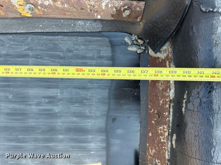 image for item DK0152 1988 Gomaco GT3300 slip form paver