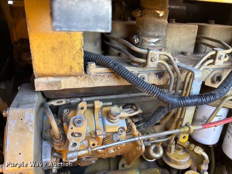 image for item DK0152 1988 Gomaco GT3300 slip form paver