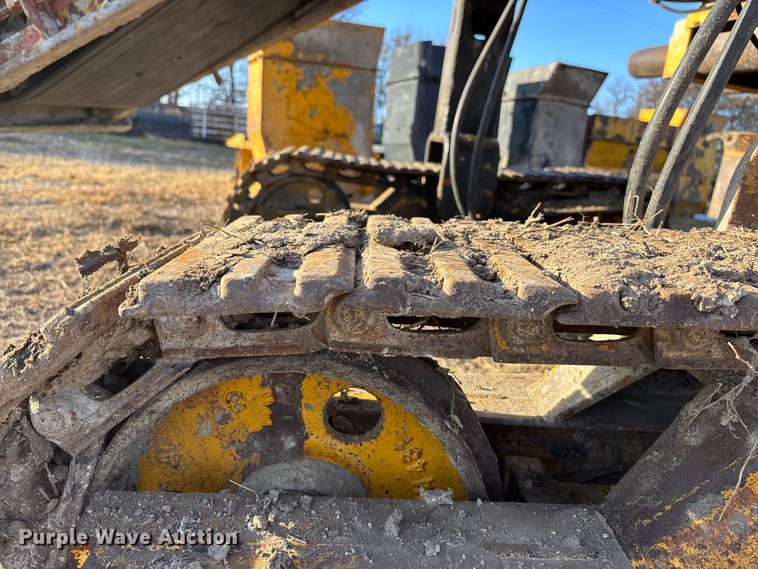 image for item DK0152 1988 Gomaco GT3300 slip form paver