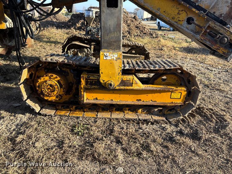 image for item DK0152 1988 Gomaco GT3300 slip form paver