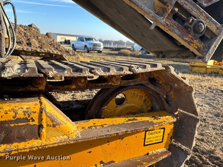 image for item DK0152 1988 Gomaco GT3300 slip form paver