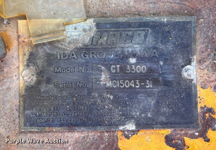 image for item DK0152 1988 Gomaco GT3300 slip form paver