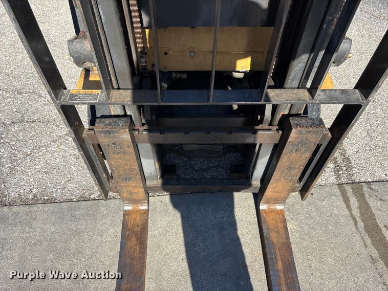 image for item DK0155 Caterpillar C15K forklift