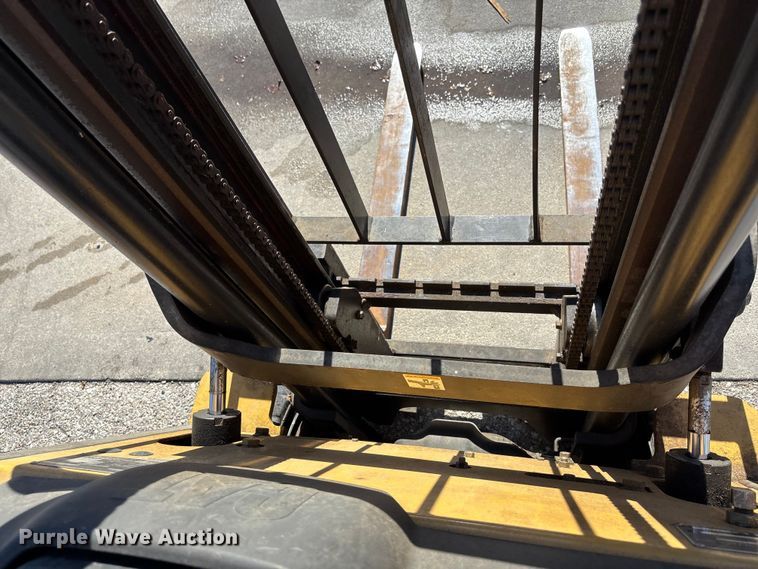 image for item DK0155 Caterpillar C15K forklift