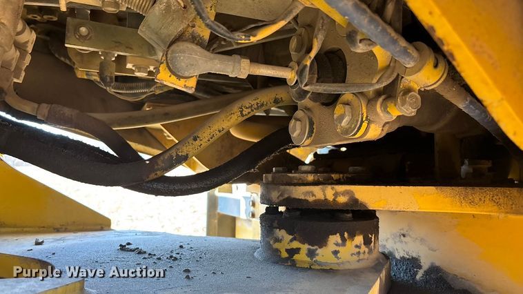 image for item DK0158 1999 Komatsu WA250-3L wheel loader