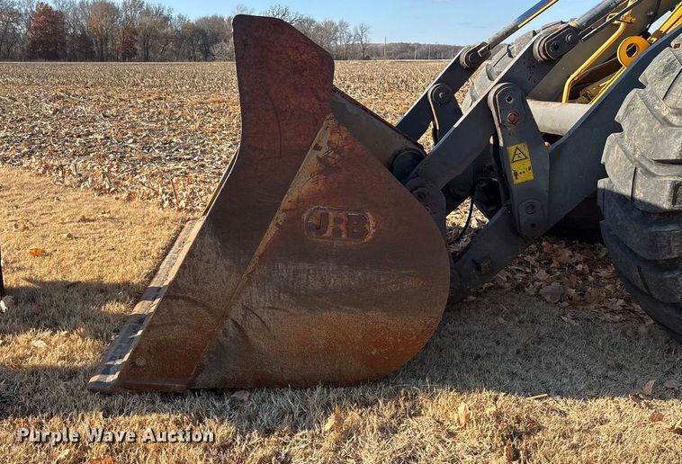 image for item DK0158 1999 Komatsu WA250-3L wheel loader