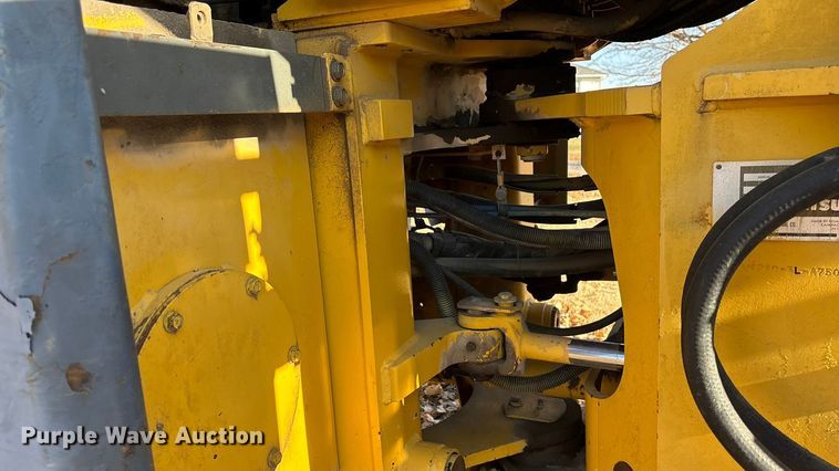 image for item DK0158 1999 Komatsu WA250-3L wheel loader
