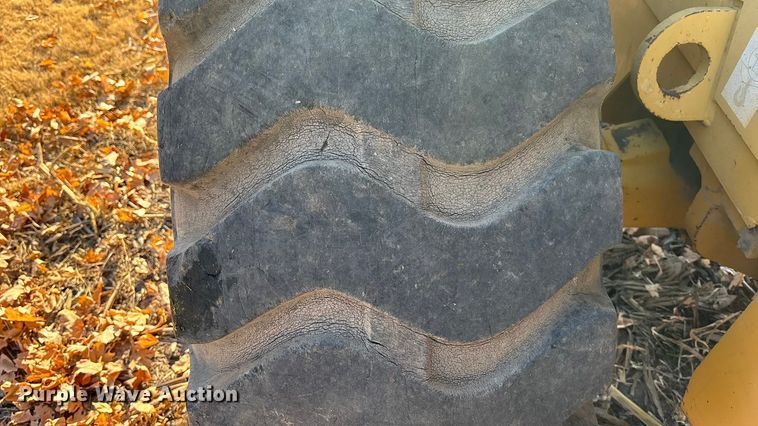 image for item DK0158 1999 Komatsu WA250-3L wheel loader