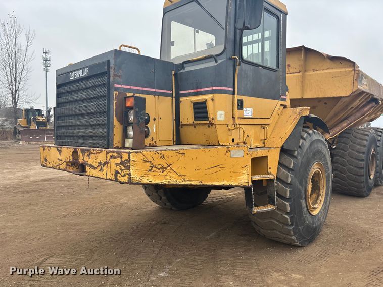 image for item DK0210 1996 Caterpillar D400 E articulated haul truck