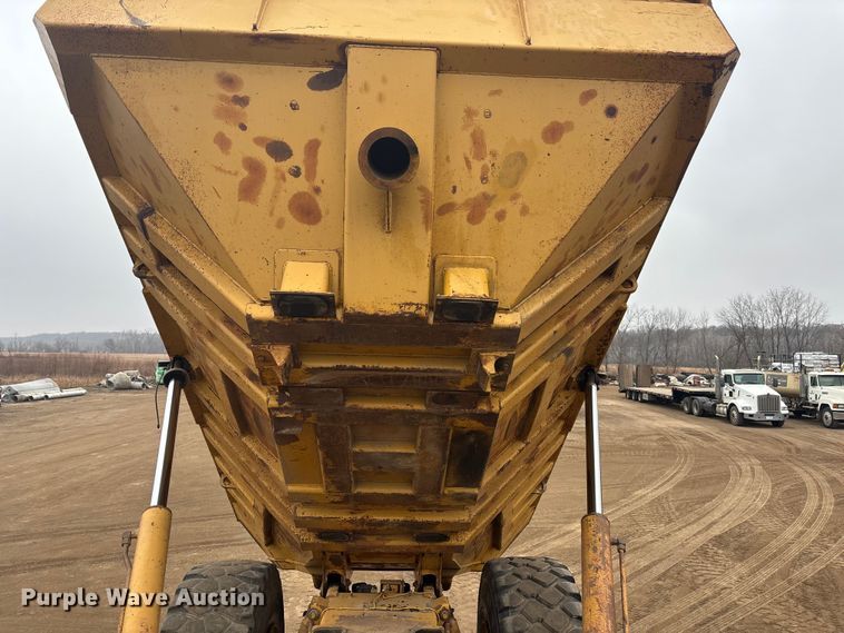 image for item DK0210 1996 Caterpillar D400 E articulated haul truck