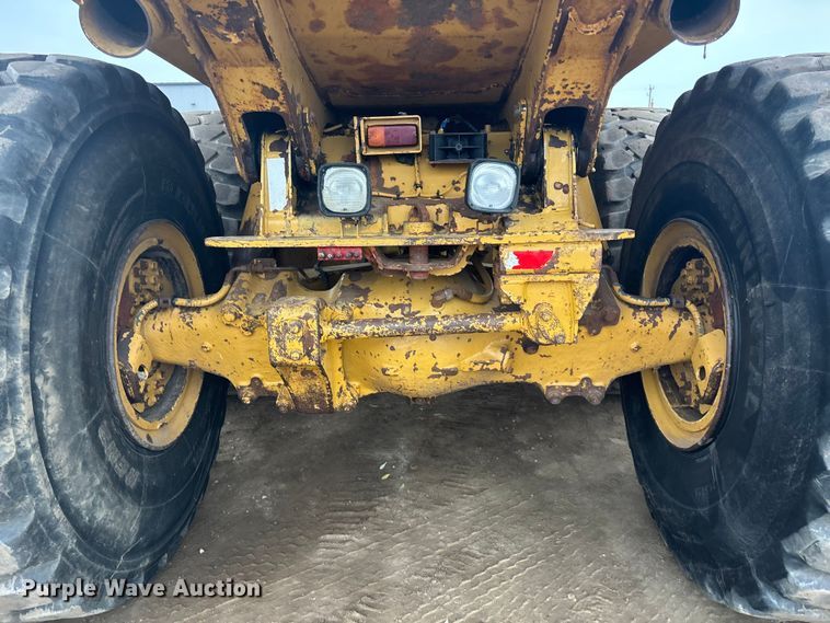 image for item DK0210 1996 Caterpillar D400 E articulated haul truck