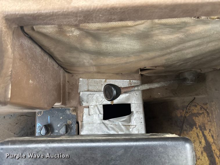 image for item DK0210 1996 Caterpillar D400 E articulated haul truck