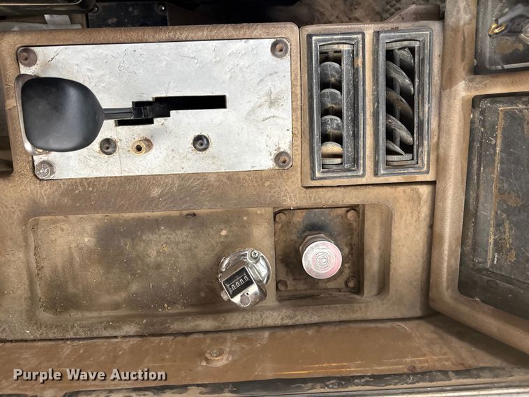 image for item DK0210 1996 Caterpillar D400 E articulated haul truck