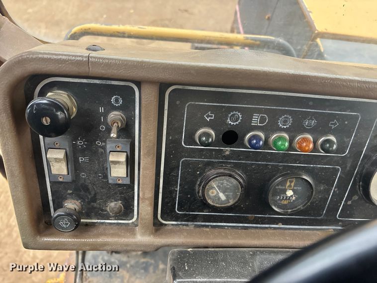 image for item DK0210 1996 Caterpillar D400 E articulated haul truck