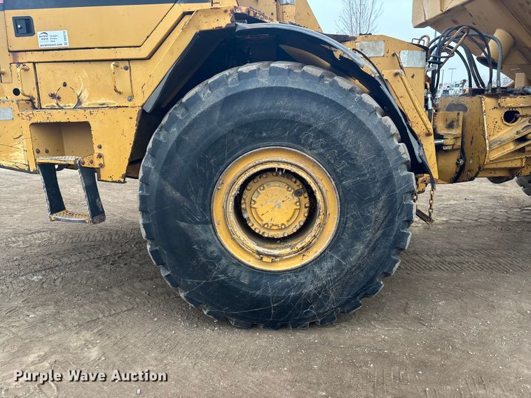 image for item DK0210 1996 Caterpillar D400 E articulated haul truck