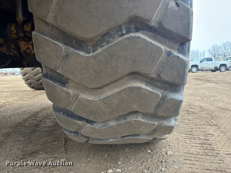 image for item DK0210 1996 Caterpillar D400 E articulated haul truck