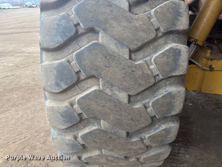 image for item DK0210 1996 Caterpillar D400 E articulated haul truck