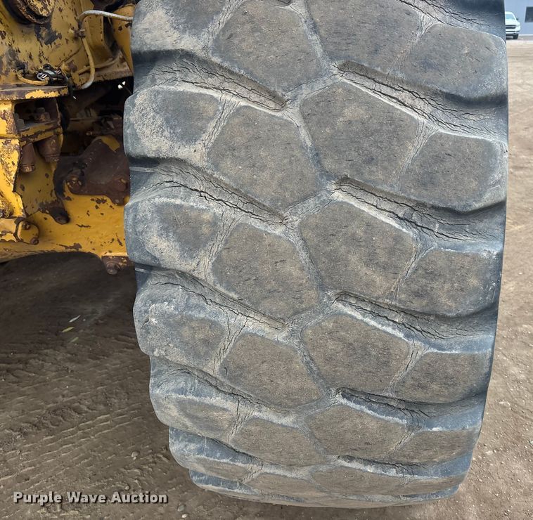 image for item DK0210 1996 Caterpillar D400 E articulated haul truck