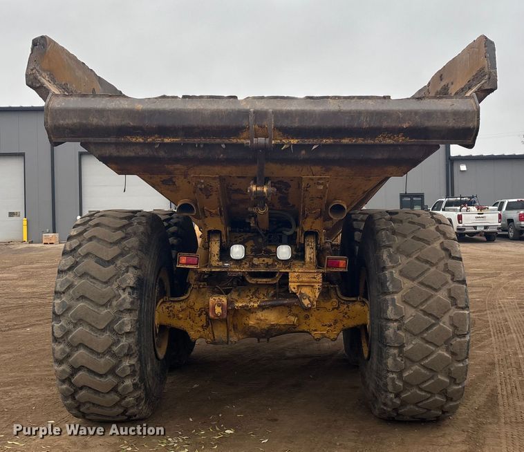 image for item DK0211 1998 Caterpillar D400 E articulated haul truck