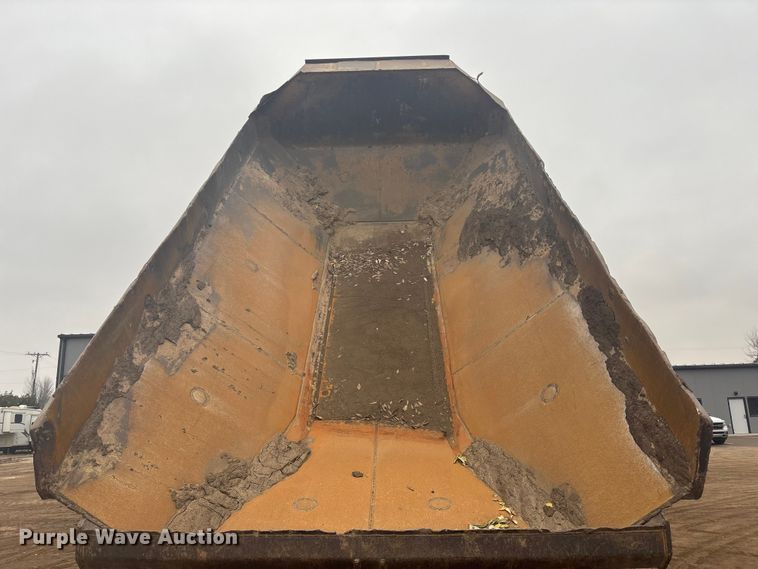 image for item DK0211 1998 Caterpillar D400 E articulated haul truck