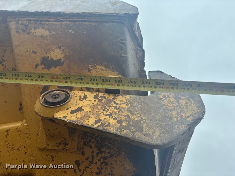 image for item DK0211 1998 Caterpillar D400 E articulated haul truck