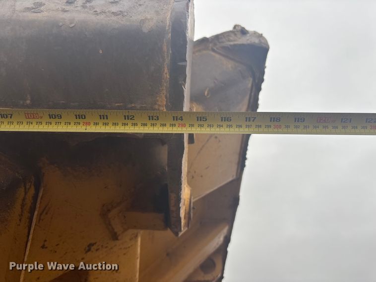 image for item DK0211 1998 Caterpillar D400 E articulated haul truck