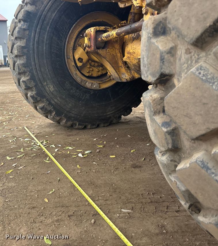 image for item DK0211 1998 Caterpillar D400 E articulated haul truck