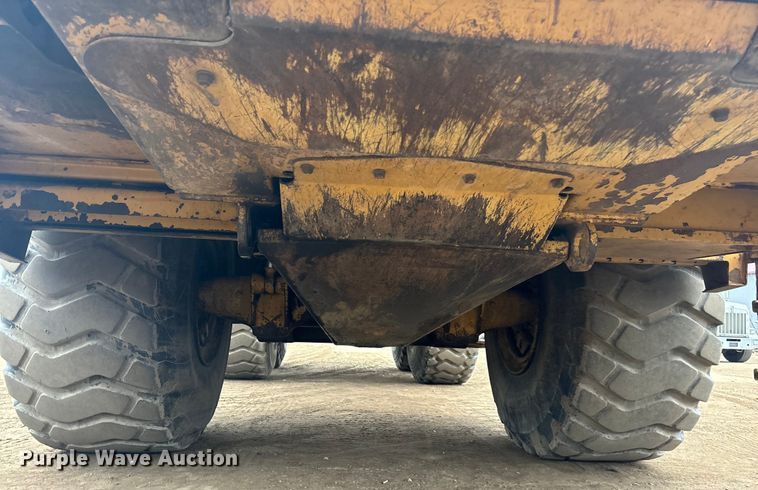 image for item DK0211 1998 Caterpillar D400 E articulated haul truck