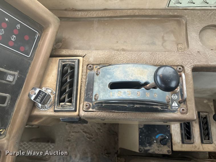 image for item DK0211 1998 Caterpillar D400 E articulated haul truck