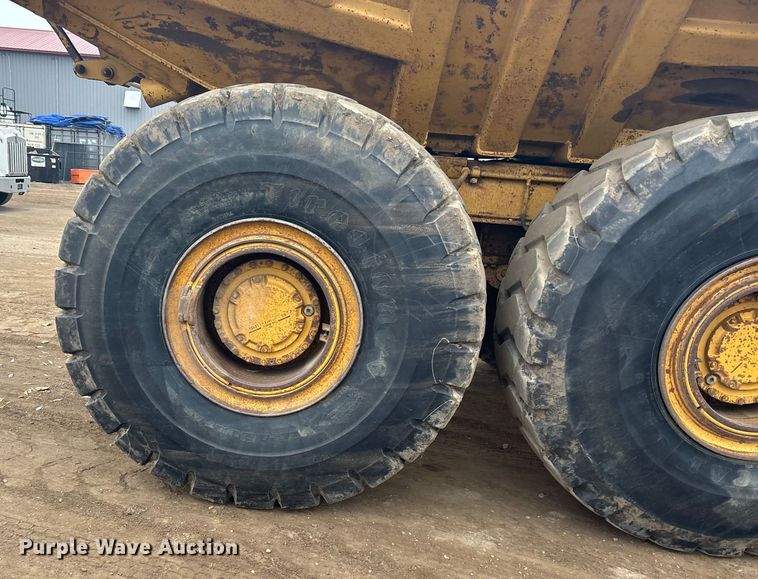 image for item DK0211 1998 Caterpillar D400 E articulated haul truck