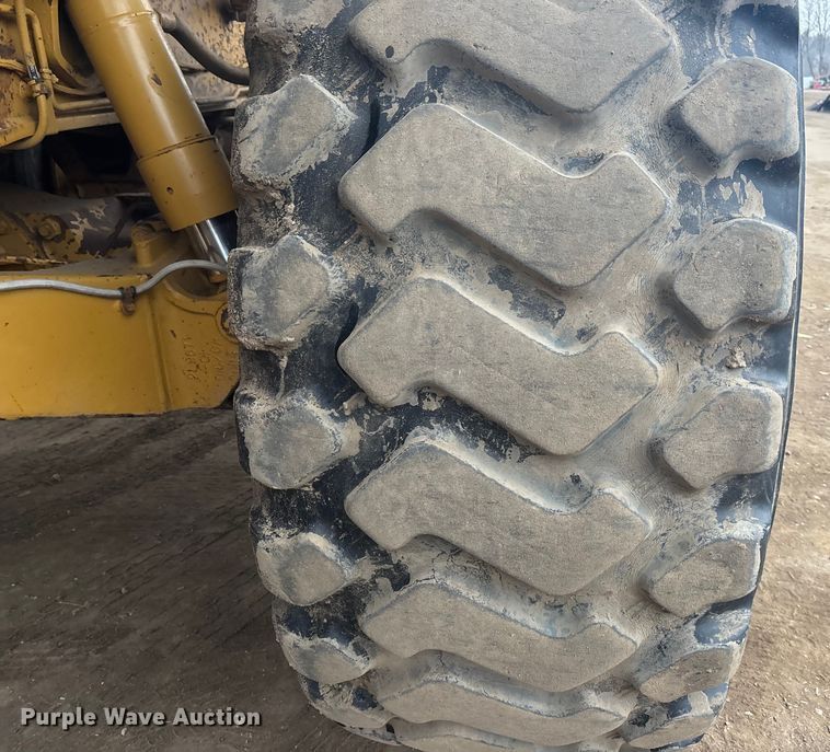 image for item DK0211 1998 Caterpillar D400 E articulated haul truck