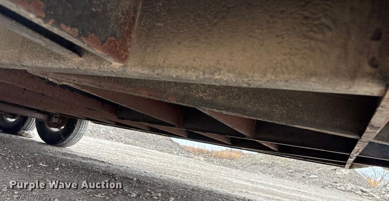 image for item DK0227 2013 Haulmark GR85X20WT4 spray foam trailer