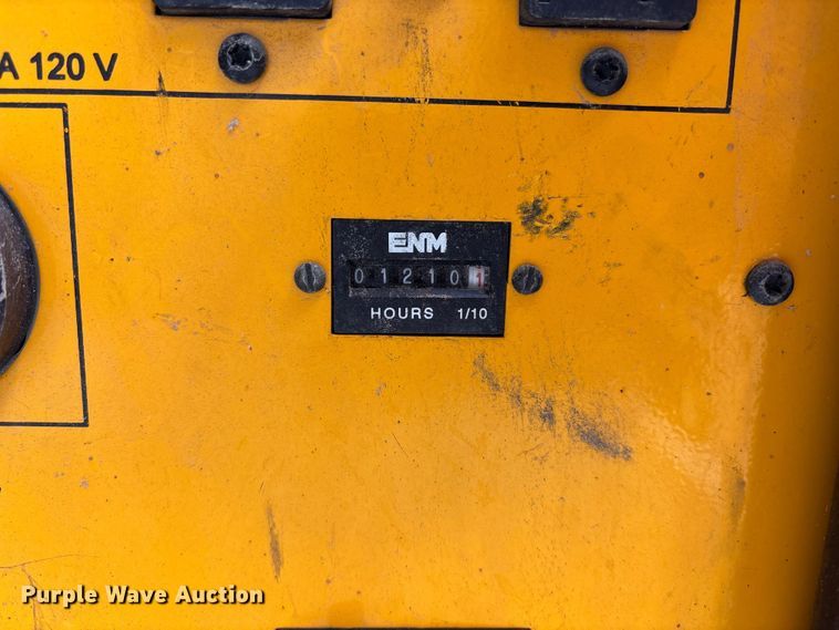 image for item DK0227 2013 Haulmark GR85X20WT4 spray foam trailer