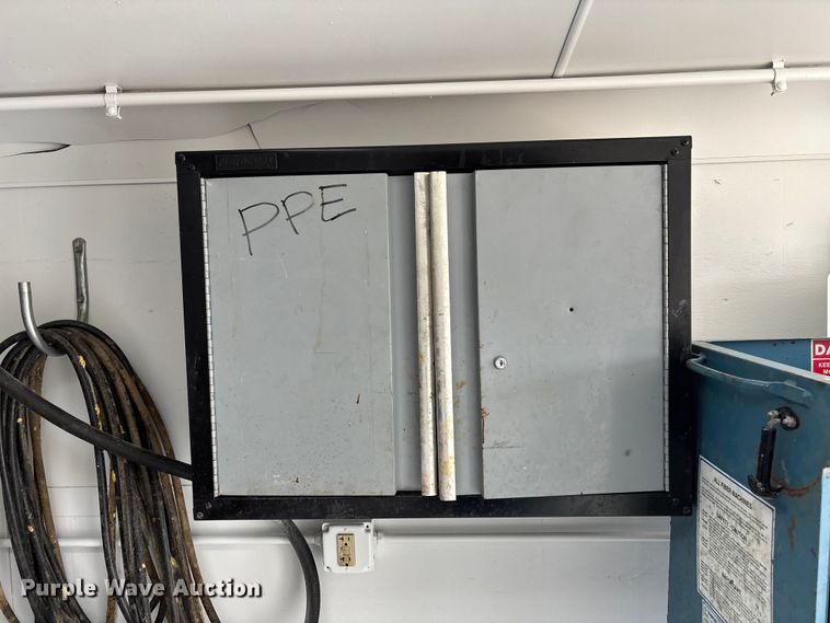 image for item DK0227 2013 Haulmark GR85X20WT4 spray foam trailer