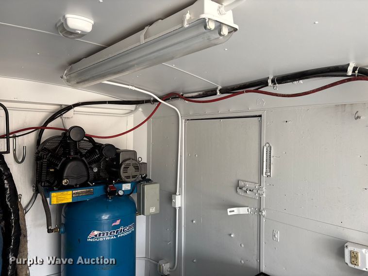 image for item DK0227 2013 Haulmark GR85X20WT4 spray foam trailer