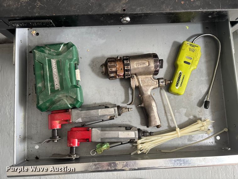 image for item DK0227 2013 Haulmark GR85X20WT4 spray foam trailer