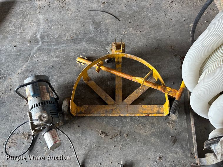 image for item DK0227 2013 Haulmark GR85X20WT4 spray foam trailer