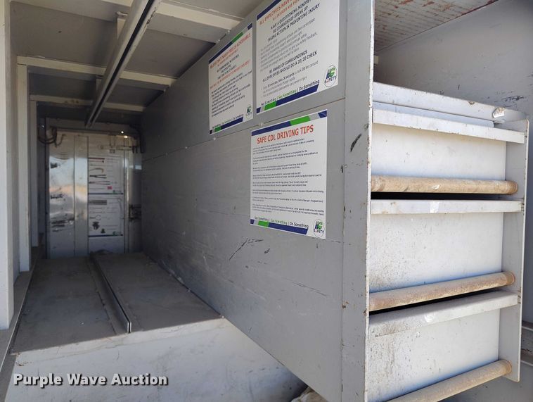 image for item DP5140 2007 Ford F750 digger derrick truck