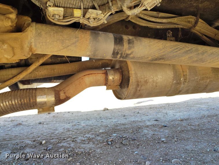 image for item DP5140 2007 Ford F750 digger derrick truck