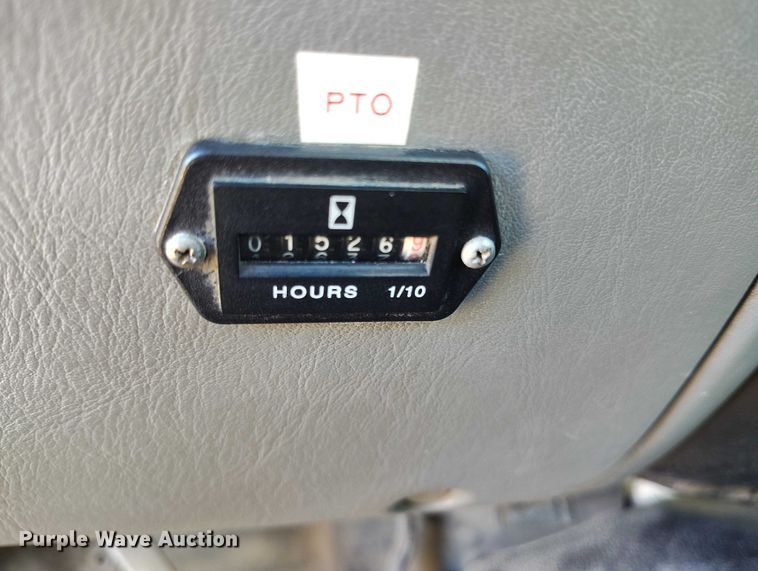 image for item DP5140 2007 Ford F750 digger derrick truck